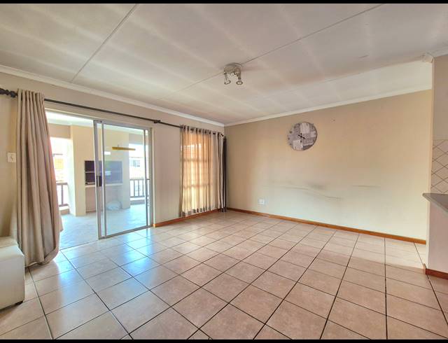 2 BEDROOM APARTMENT FOR SALE IN VAN DYK PARK